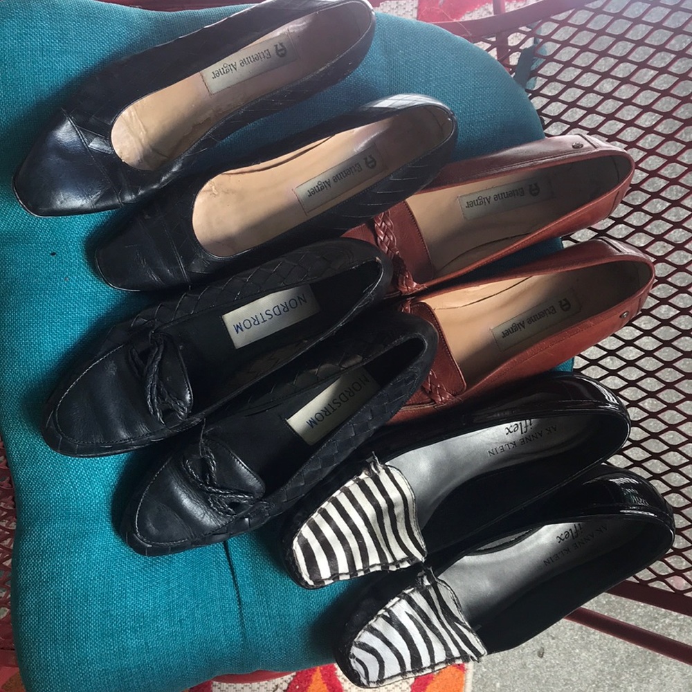 Asst used flats - size 5.5 & 6 that were stored